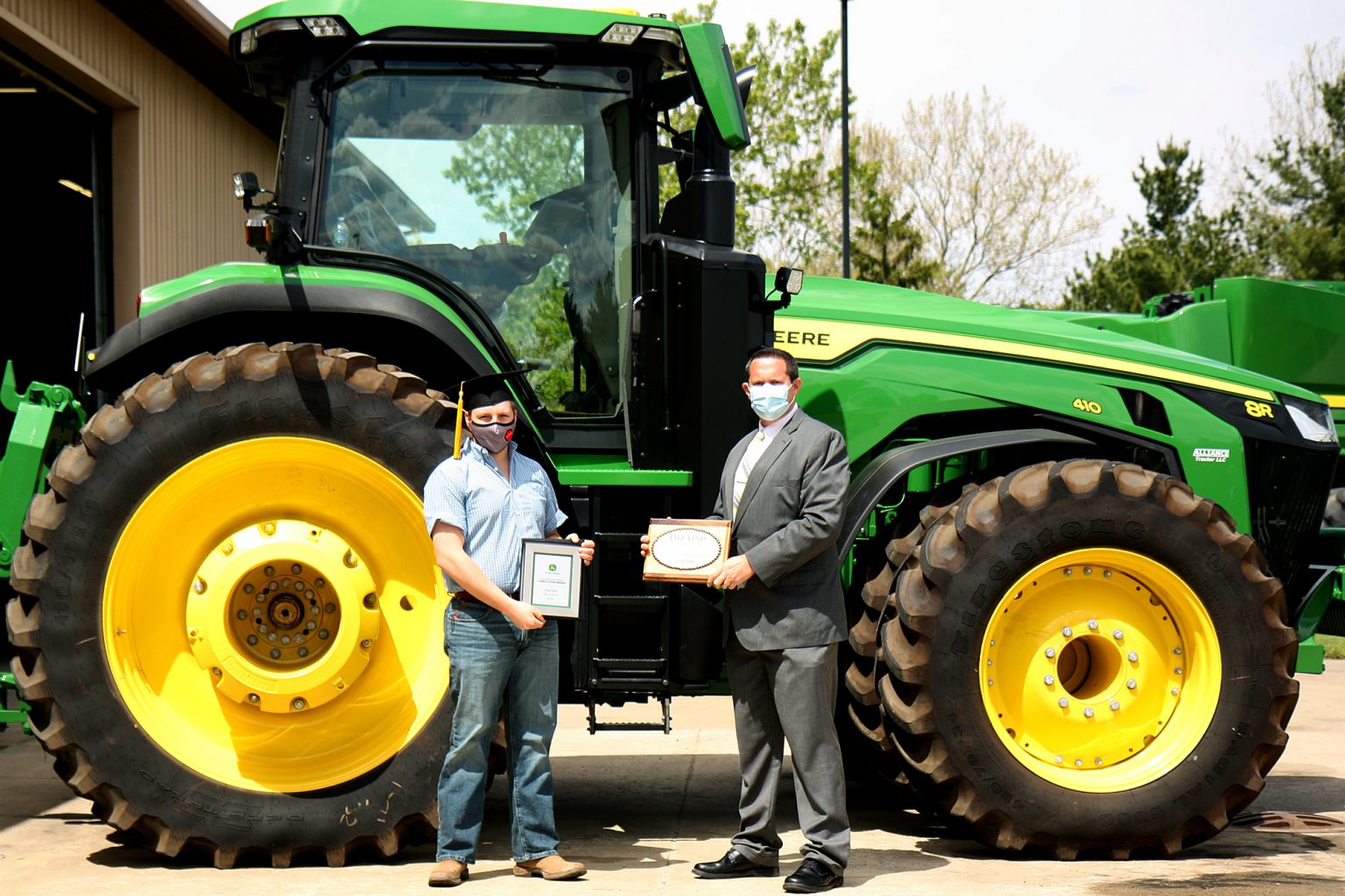 Lake Land College John Deere Tech Graduates Honored in Ceremony